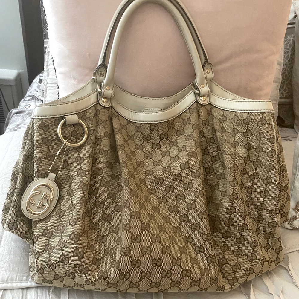 Gucci Sukey Large Canvas Tote